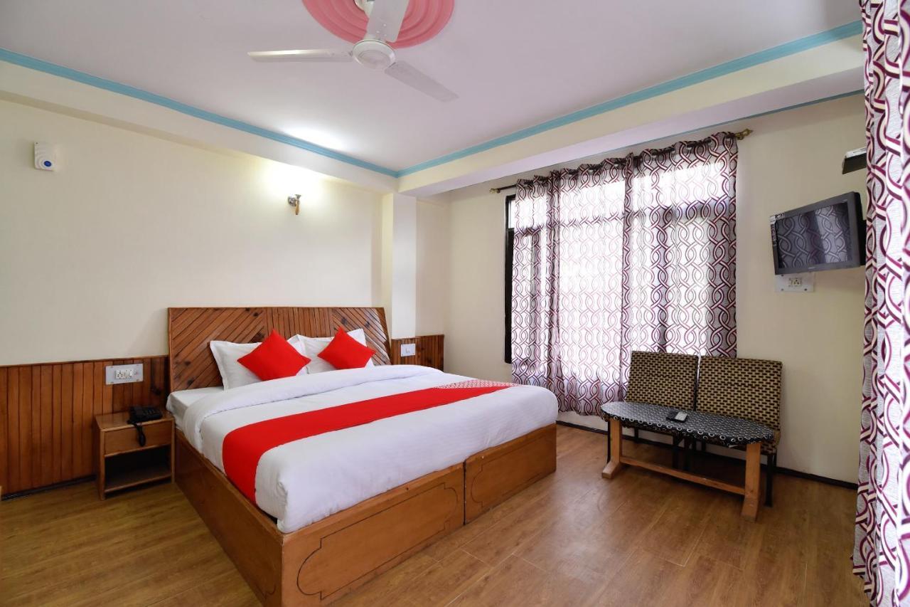 Hotel Oyo Hill View Manāli Esterno foto