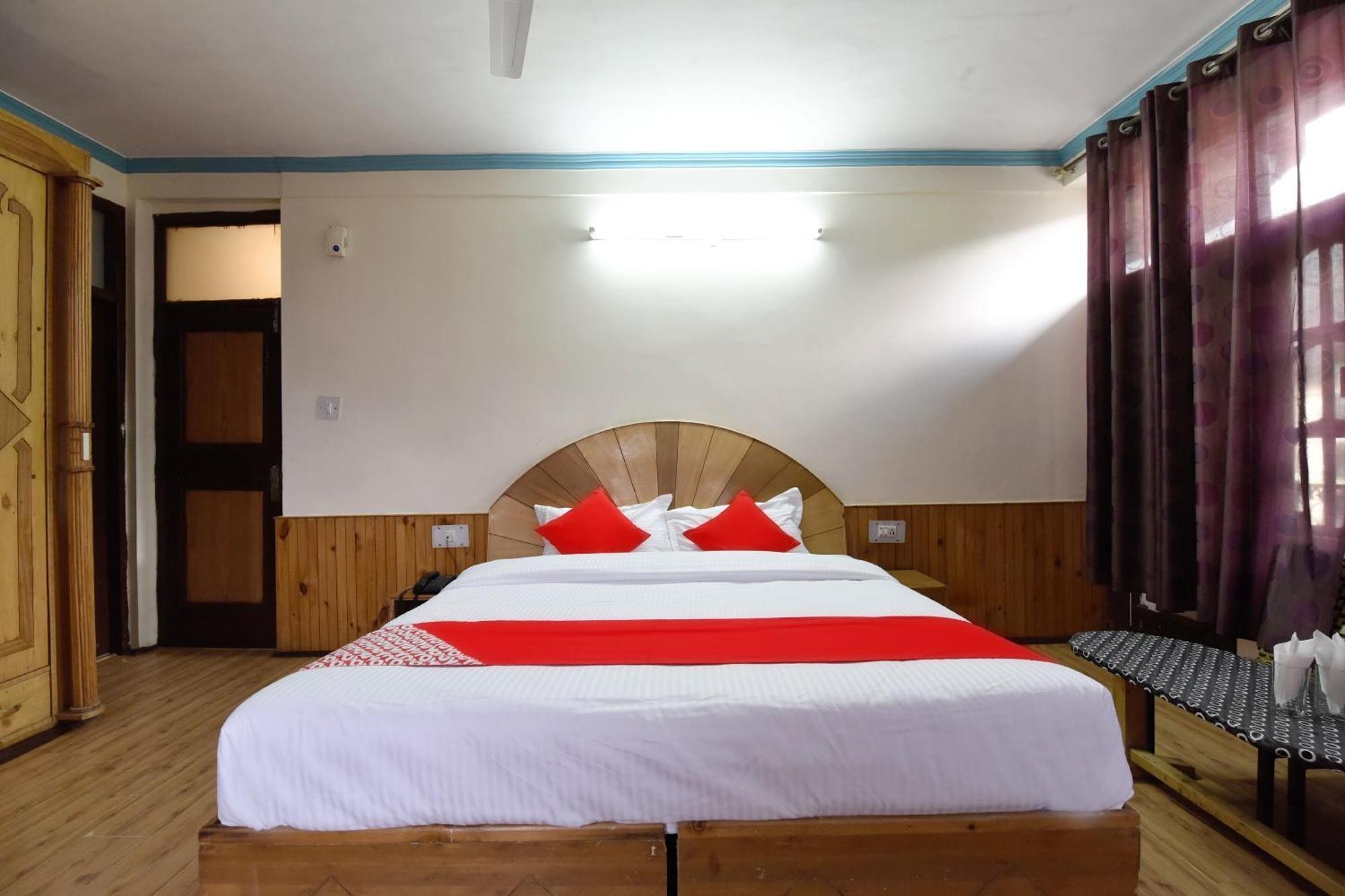 Hotel Oyo Hill View Manāli Esterno foto